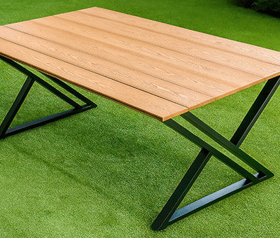 Mesa de comedor exterior WPC