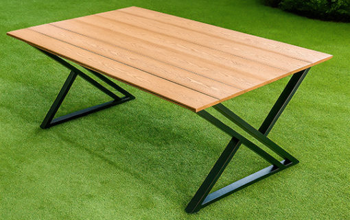 Mesa de comedor exterior WPC